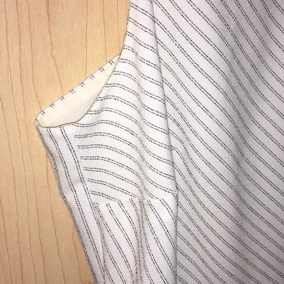 BR Blue and white striped dress - Picture 4 of 7